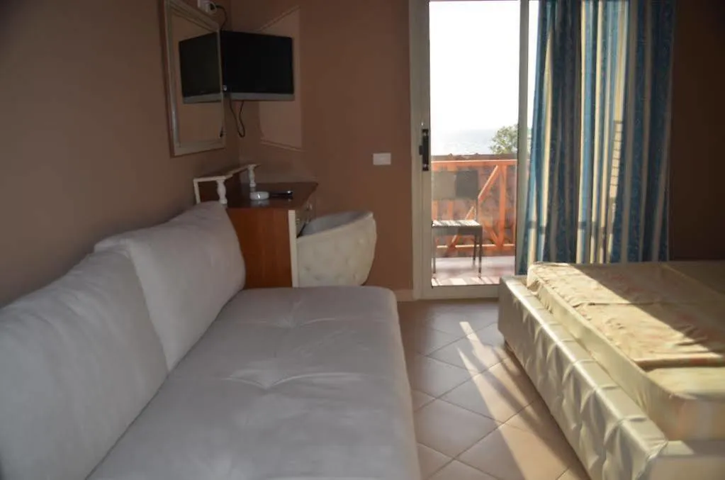 Hotel Olympia Touristic Village Radhime 4*,