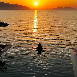 Dukes Albania Hotel